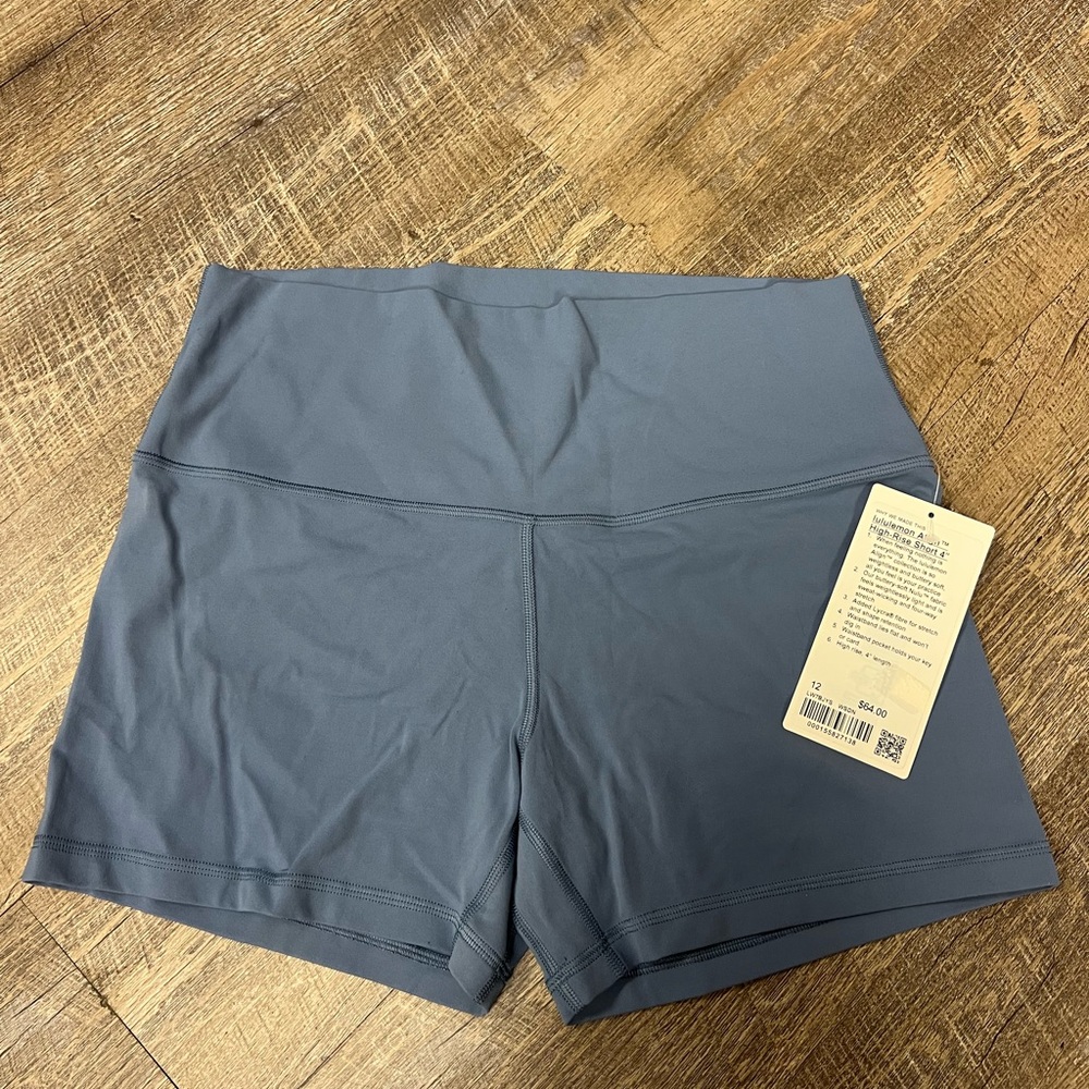 Lululemon Align High Rise Short 4" size 12 WSDN